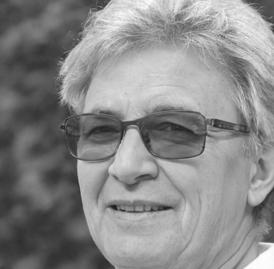 Ментор програми — спеціаліст з гімнастики для спини